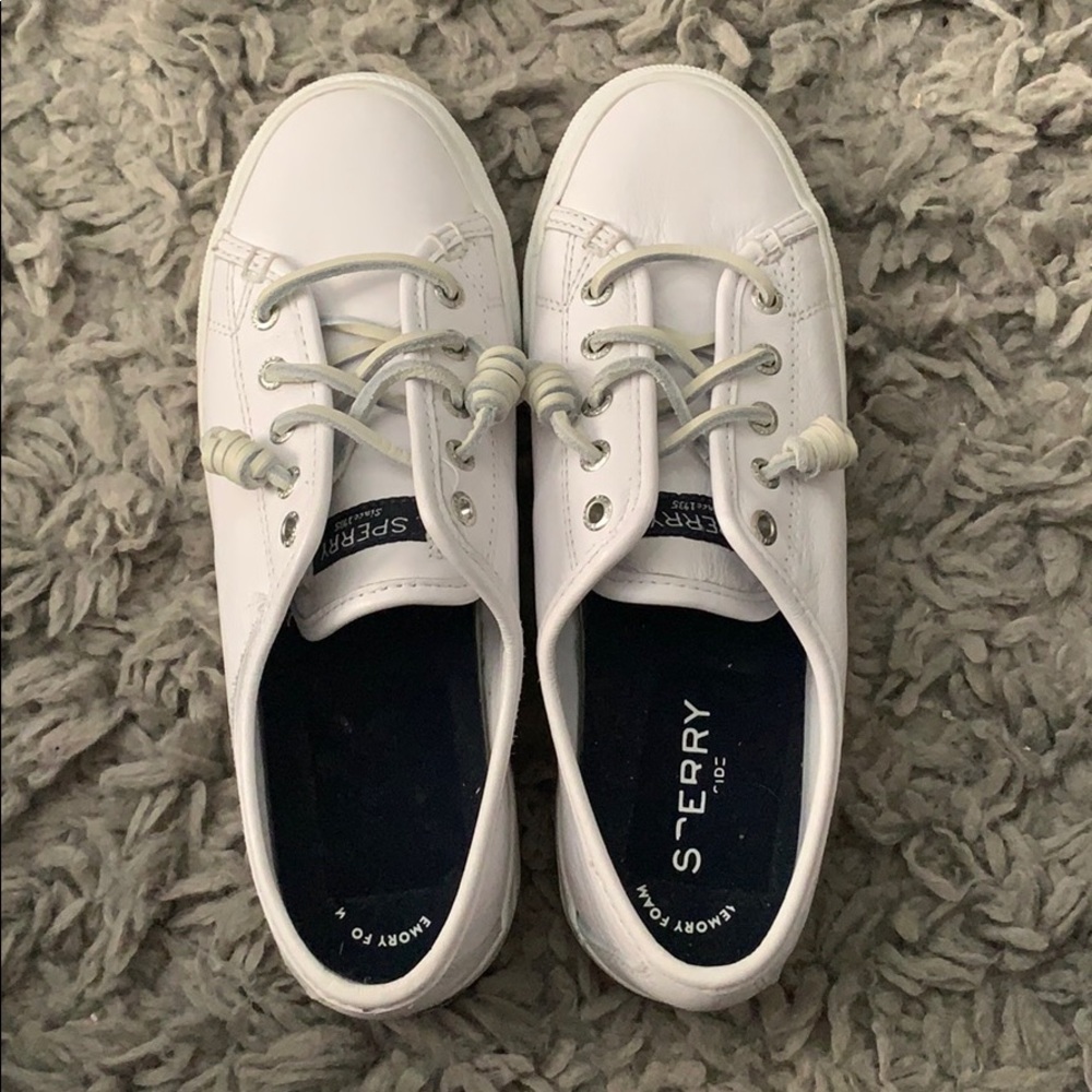 Speedy Sneakers